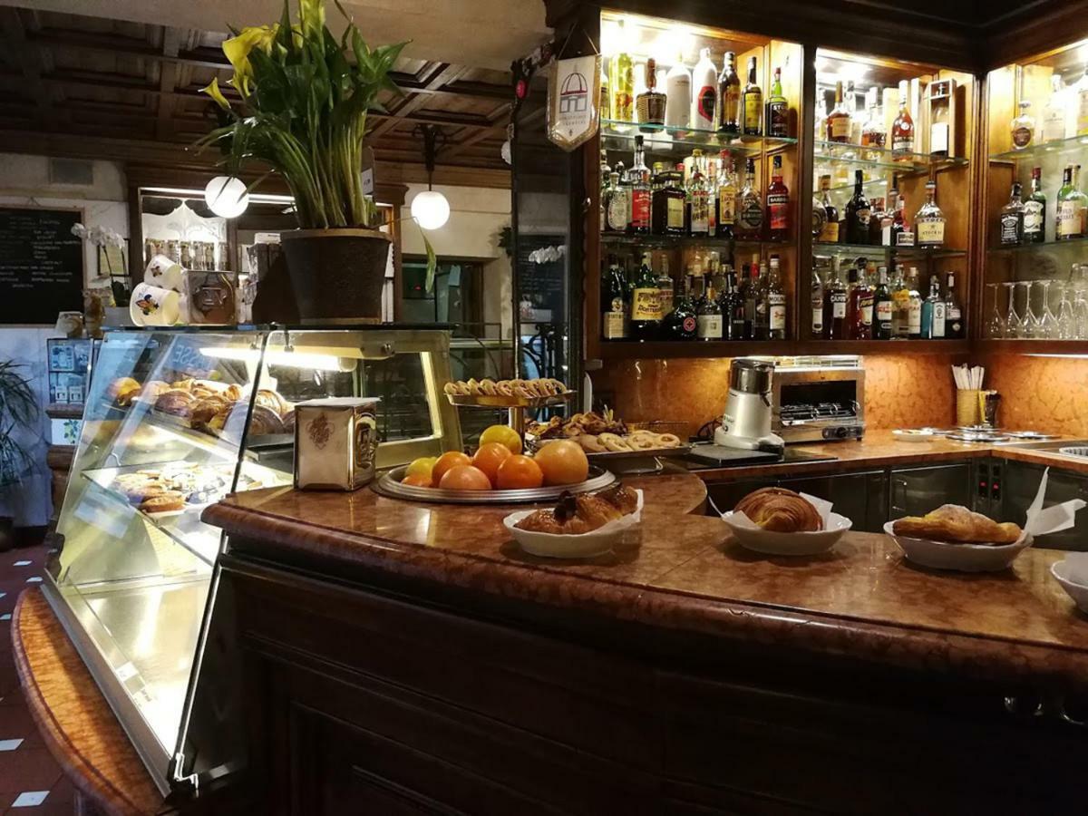 Historical Stone House, In The Amazing Centre Of Florence! Apartment Florenz